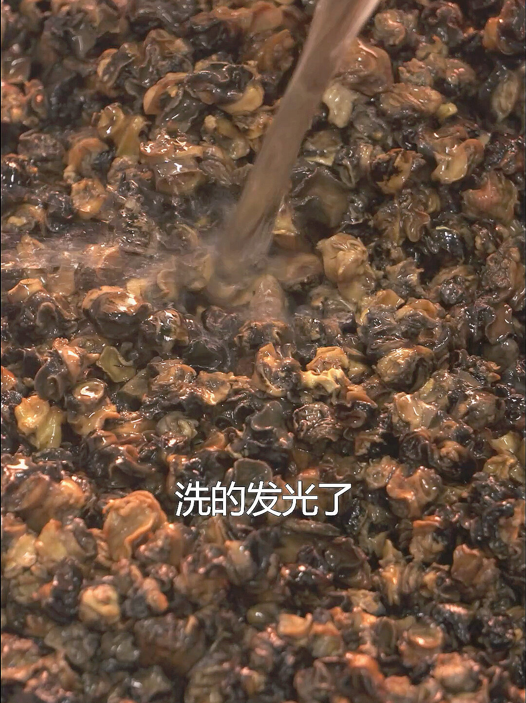 螺蛳肉从清洗再到下锅,层层步骤不可忽略