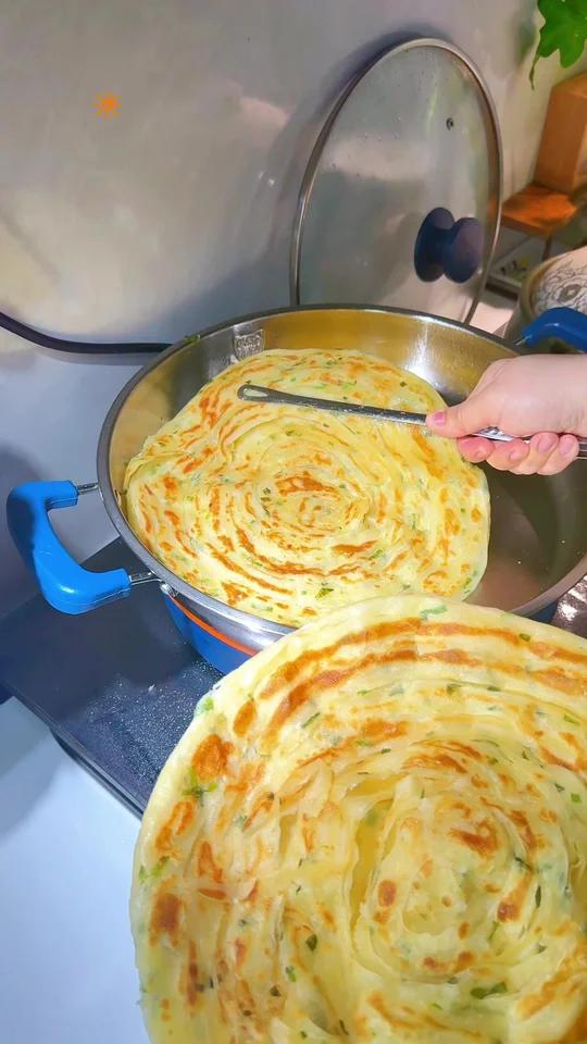 山东人带你做外酥里软的葱油饼