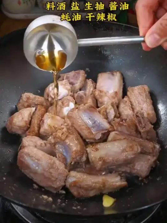 一日三餐,排骨,鸡蛋,泥鳅!超级下饭的家常菜家常菜100道开胃下饭排骨泥鳅