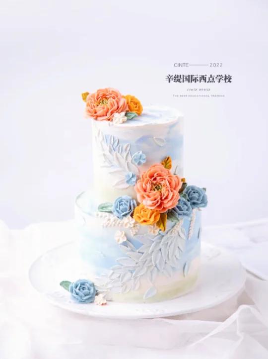 温温柔柔的配色 韩式裱花每一款蛋糕都是独一无二的 所有的文案,都不及花朵本身的浪漫 