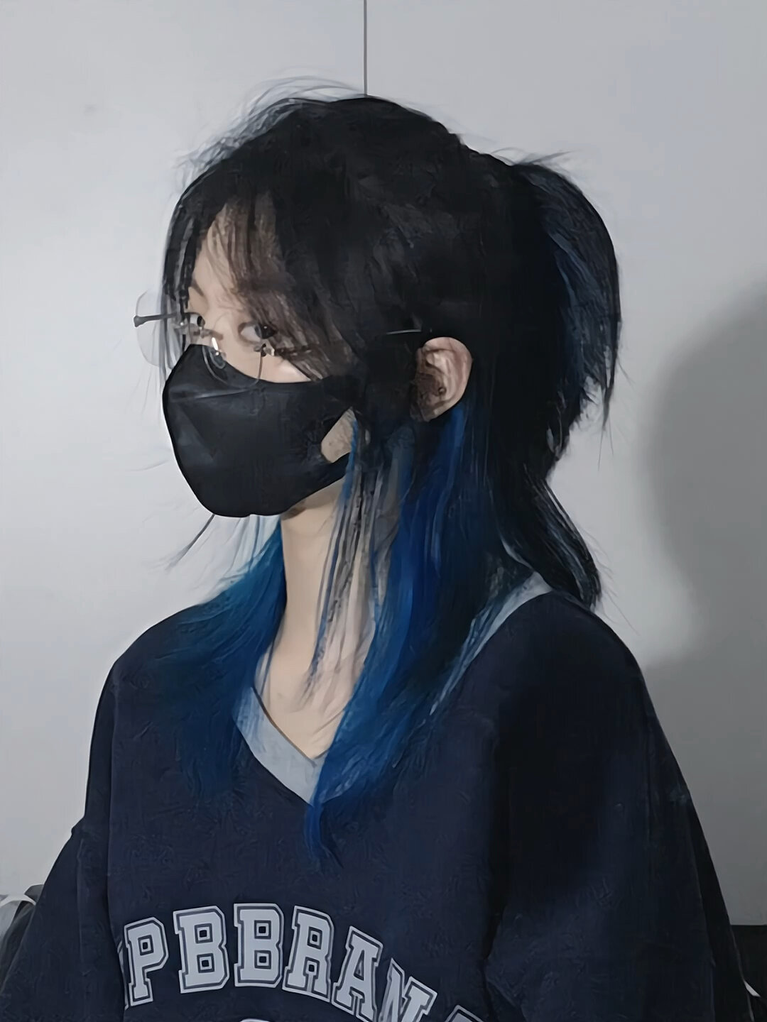 酷酷女生必备半扎鲻鱼头