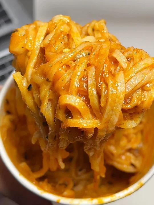 吃火鸡面千万不要发朋友圈……