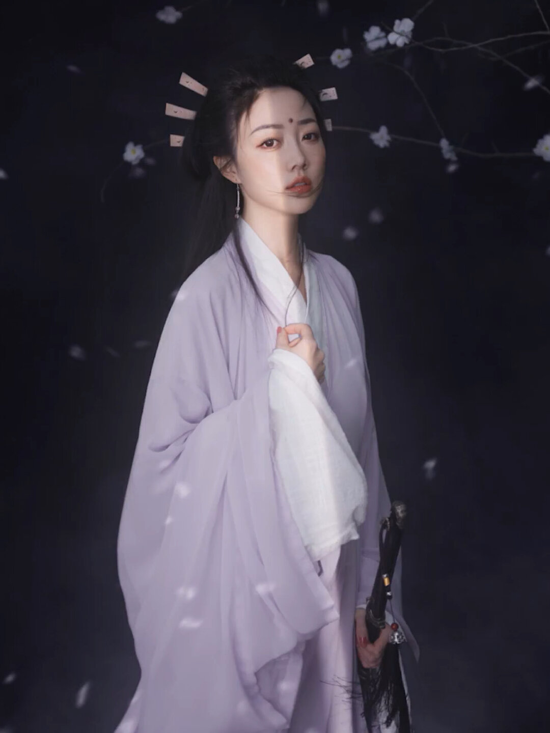 “观音痣”小姐姐古装周芷若写真成片绝了!