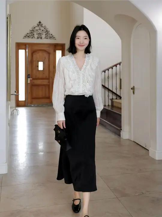 很适合开春穿的温柔衬衫鱼尾裙套装