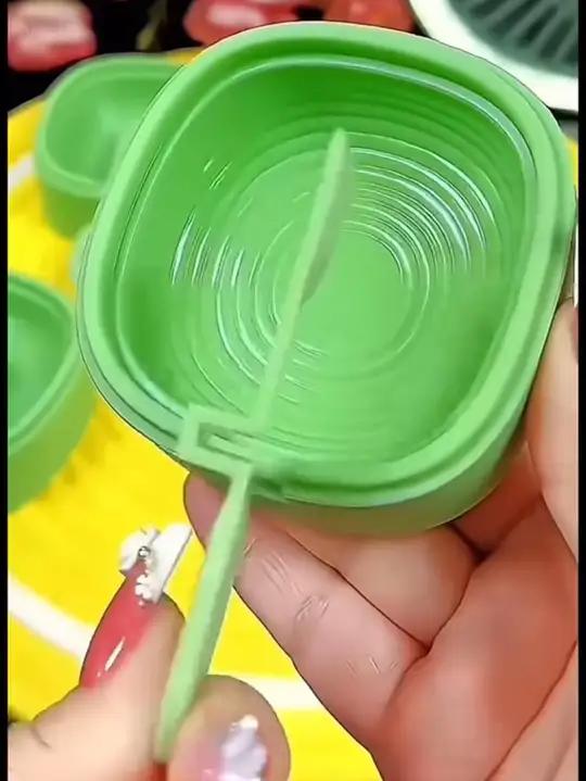 小黄鸭家用雪糕模具,自己在家做冰棒冰棍冰淇淋,吃得放心 雪糕模具 雪糕模具盒 冰棍模具家用