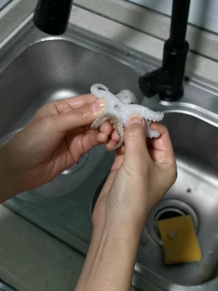 小章鱼这样处理最干净