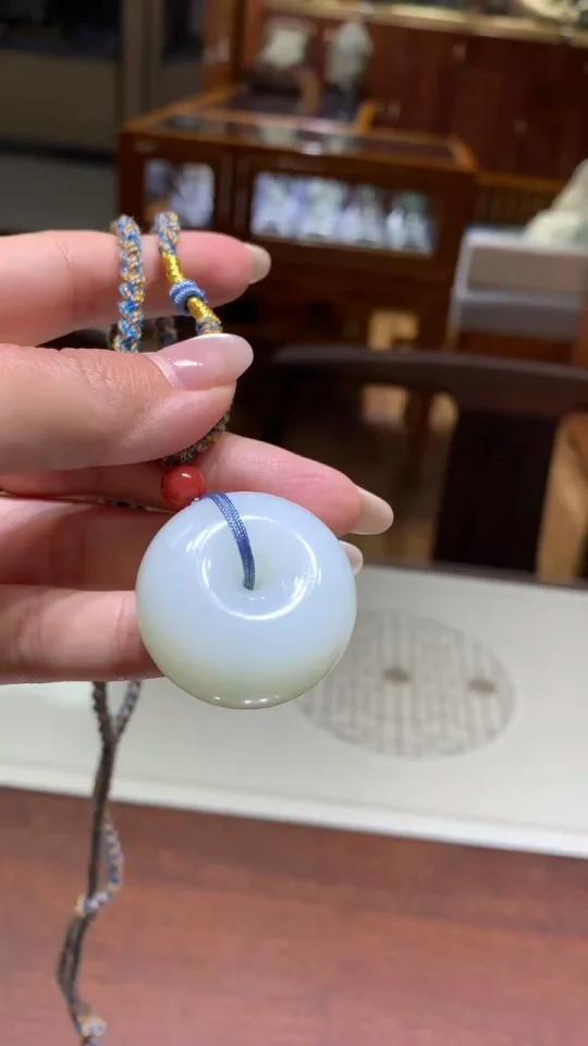 新疆和田羊脂玉且末天泰白玉精品甜甜圈大平安扣玉质油油糯糯!脂份极佳!油油糯糯!过灯一细料!