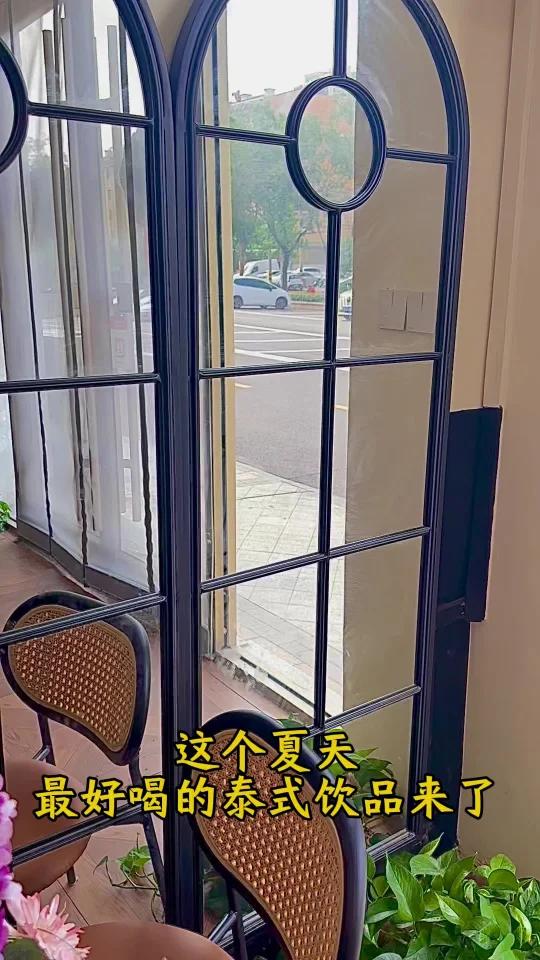 泰式金鱼气泡哇都有谁爱喝这样的漂亮水呀