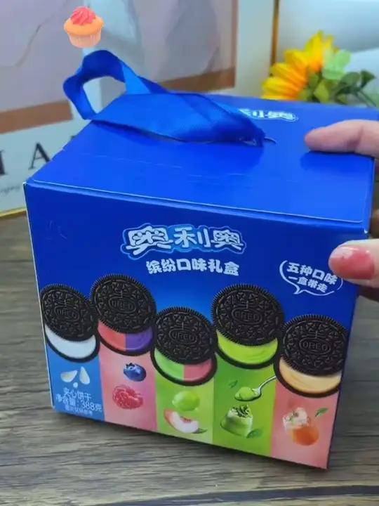 5种口味奥利奥缤纷礼盒,奥巧醇香混合着果香味,好好吃!奥利奥脑袋闭眼冲!
