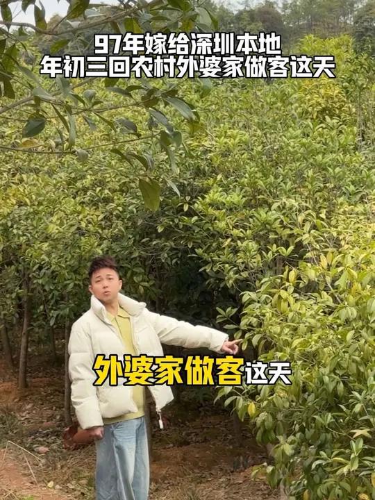 在外婆家拜年啦,过年都在热热闹闹聚餐,真好