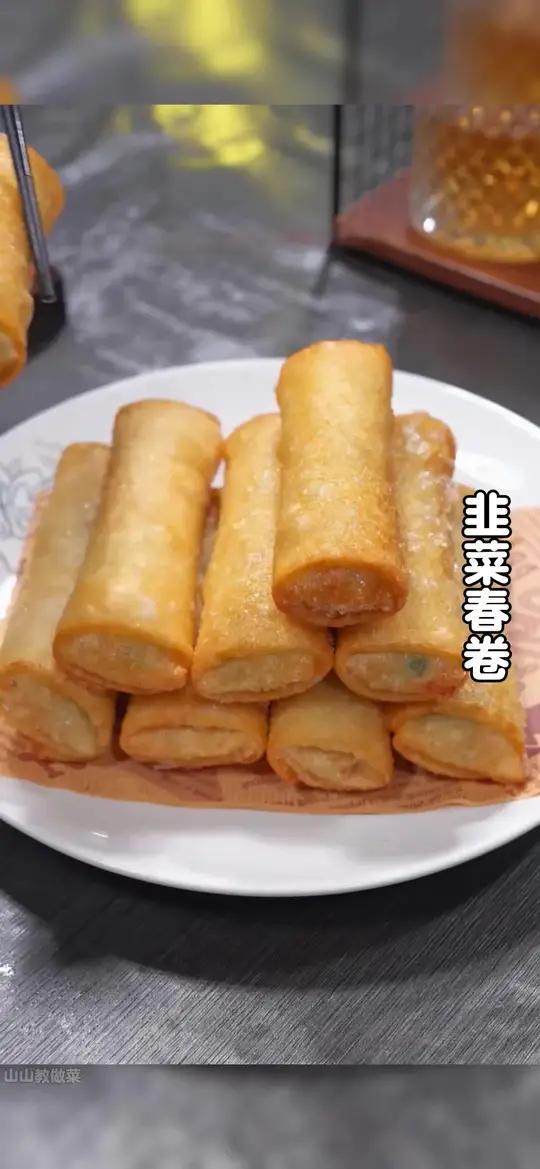 我是万万没想到不用和面就可以做出好吃的韭菜盒子,今天就把方法分享给大家