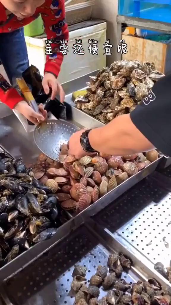 在家做金银蒜蒸扇贝营养养颜还实惠