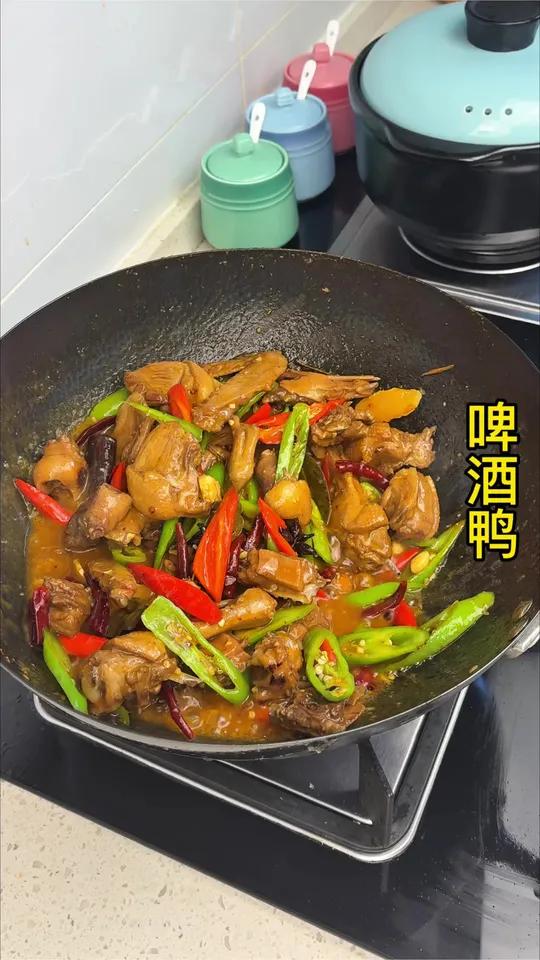 江西名菜啤酒鸭你会了吗 #啤酒鸭#鸭子 #红烧鸭 #家常菜 #美食