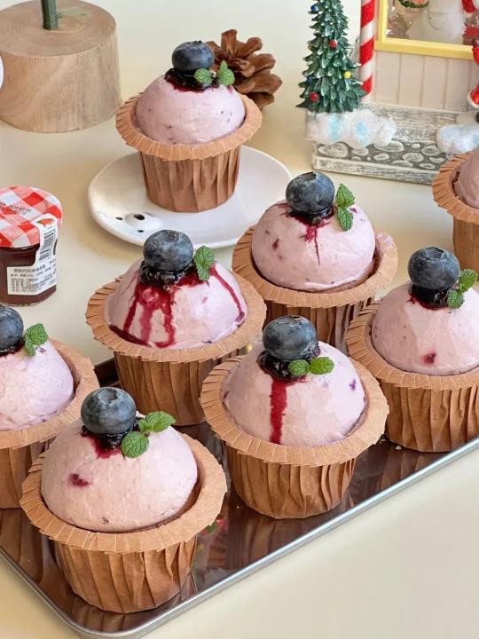 超火的韩式蛋糕|蓝莓乳酪纸杯蛋糕