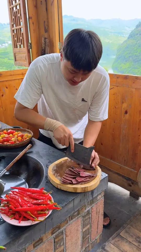 腊猪舌头,家乡的味道
