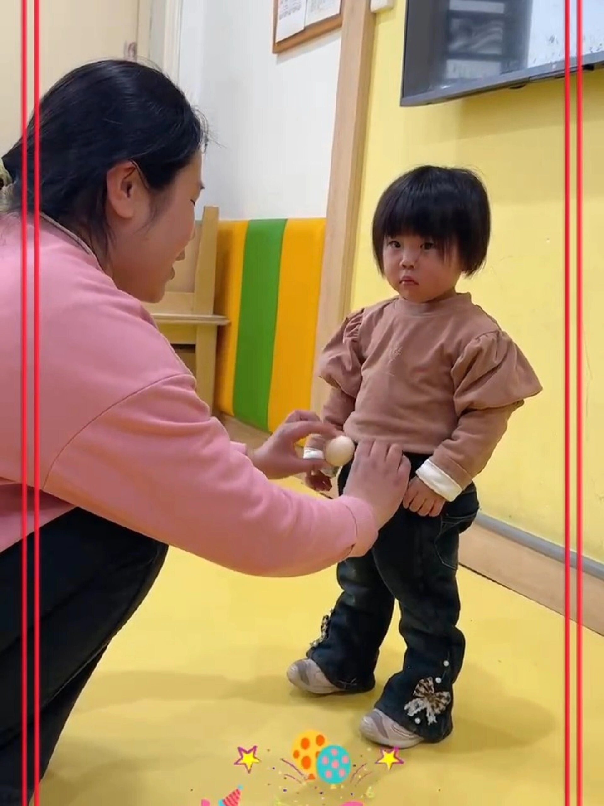 萌乐托育棠果2周岁生日滚鸡蛋仪式滚滚霉运去滚滚好运来滚滚小人