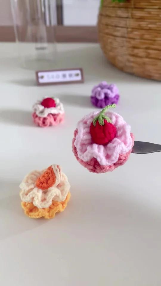 5分钟学会！毛线钩织mini蛋糕教程