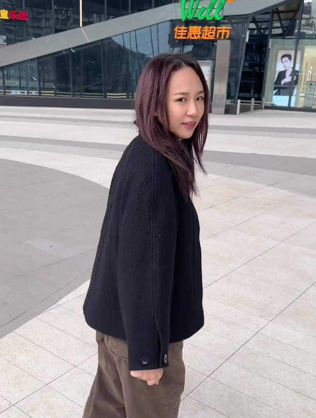 老杨非得说马来西亚人出国会找猪肉汉堡吃