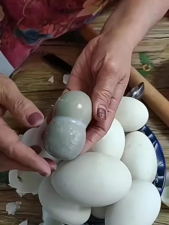 双黄咸鸭蛋