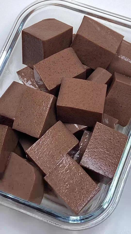 有巧克力就能做的六种美味小甜品