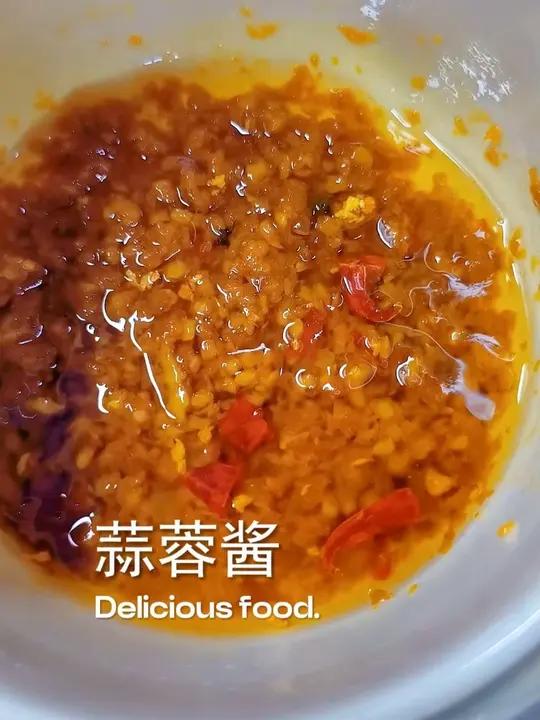 15秒学会用微波炉做万能蒜蓉酱,蒸菜蒸海鲜都非常好