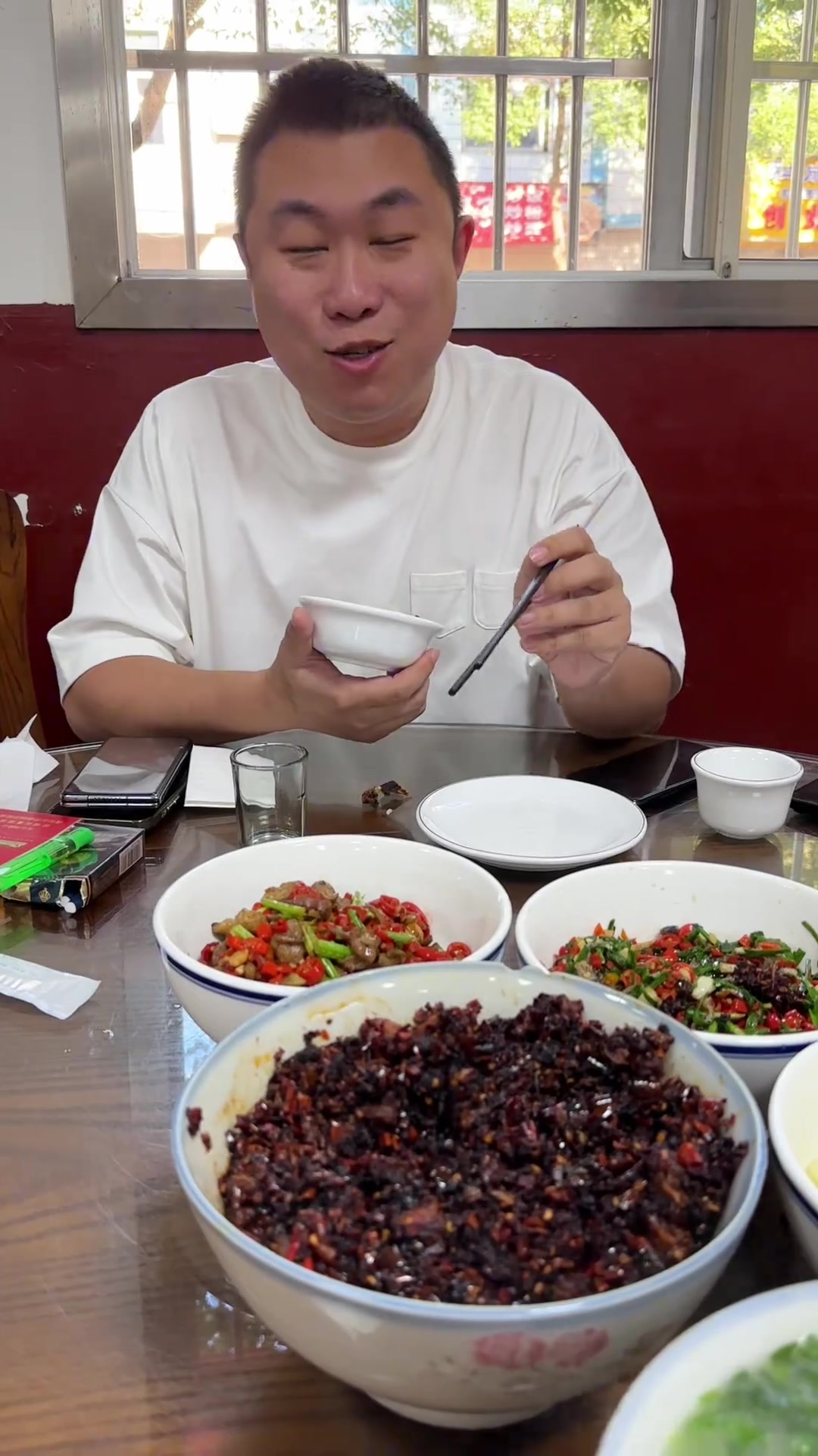到湖南株洲被当地辣子鸡吃服了,太好吃了