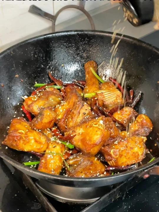 都去做香辣鱼块麻辣鲜香安利给所有人