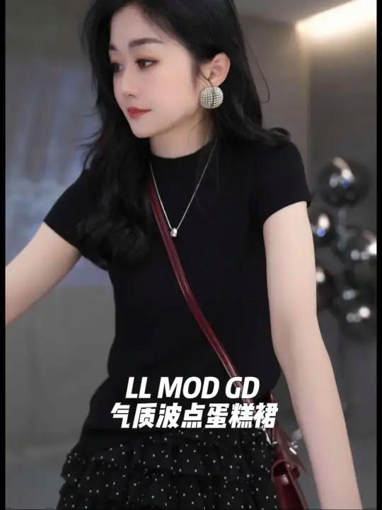 气质波点蛋糕裙