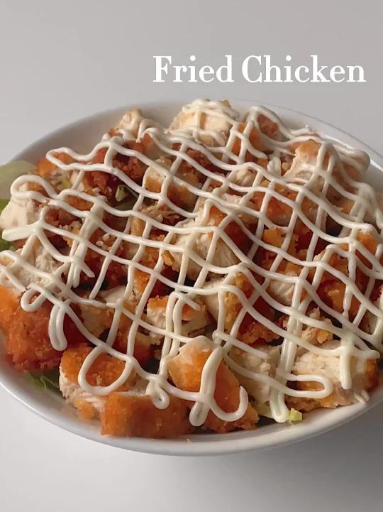 香哭隔壁小孩沙拉炸鸡饭