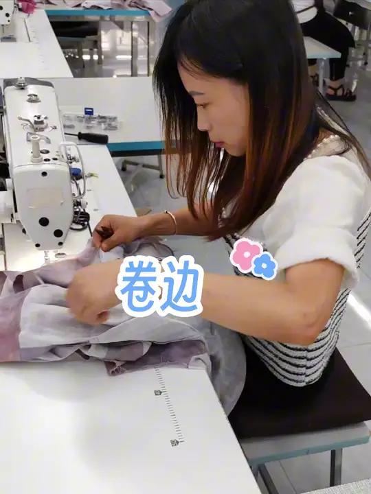 卷边 鱼骨卷边工艺 带你走进服装厂 缝纫技术分享 努力的服装人 工厂实拍视频 源头工厂