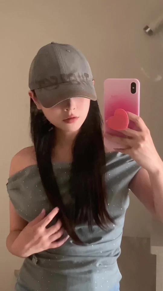 戴对棒球帽卤蛋头和巴掌脸都有了!