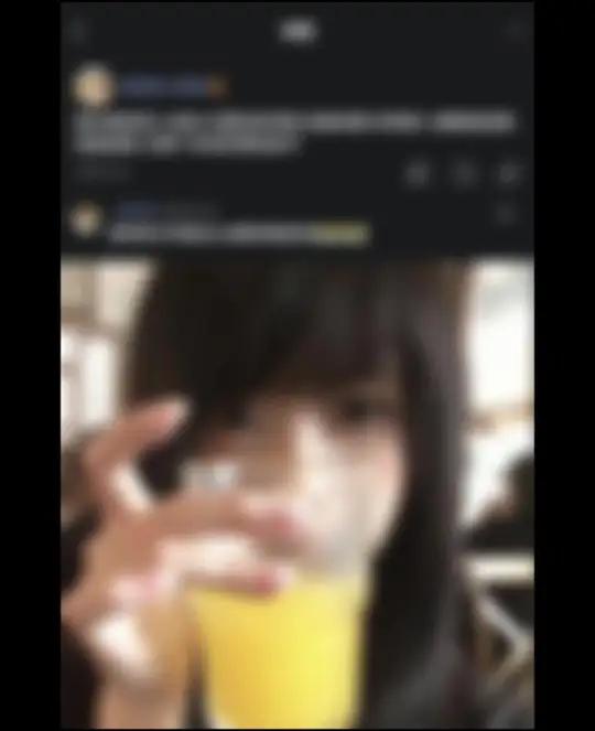 她从小按照乖乖女的样子长大,活的过于教条,所以格外欣赏自由野性的东西,喜欢凌晨两点的街道,