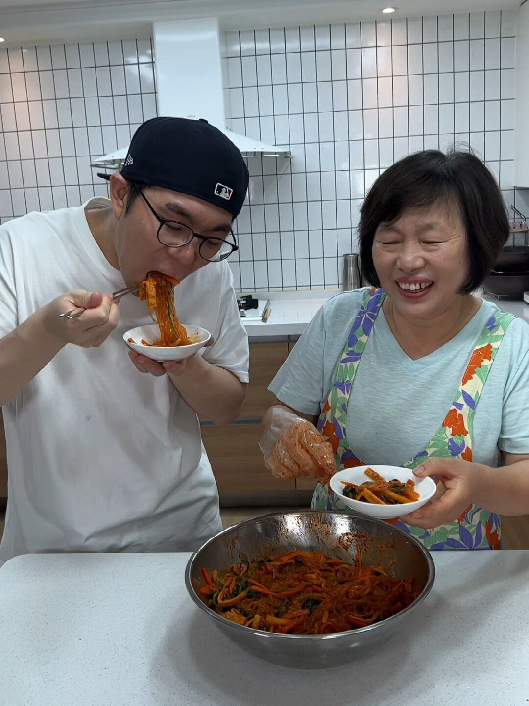 韩国婆婆今天做了釜山街头的冷拌杂菜
