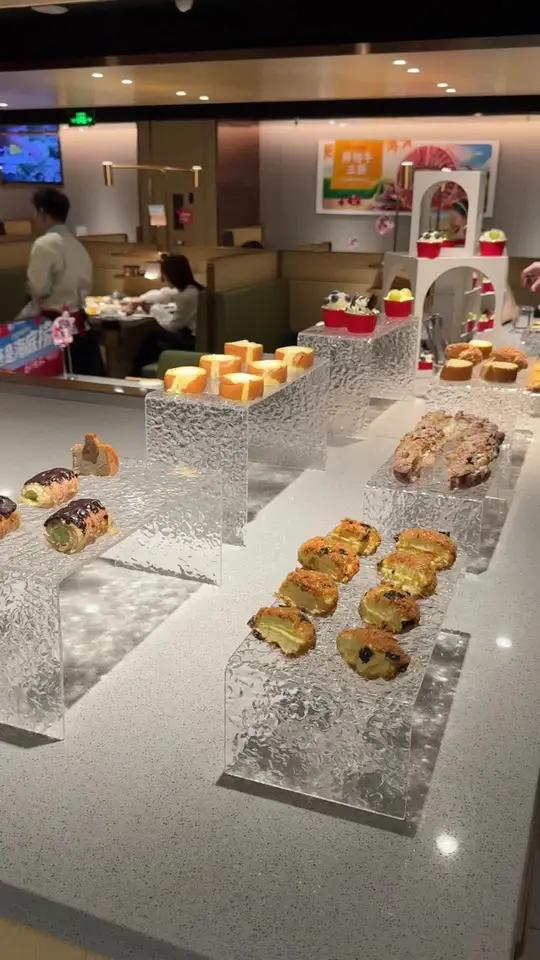 海底捞的小料台竟然上了甜品