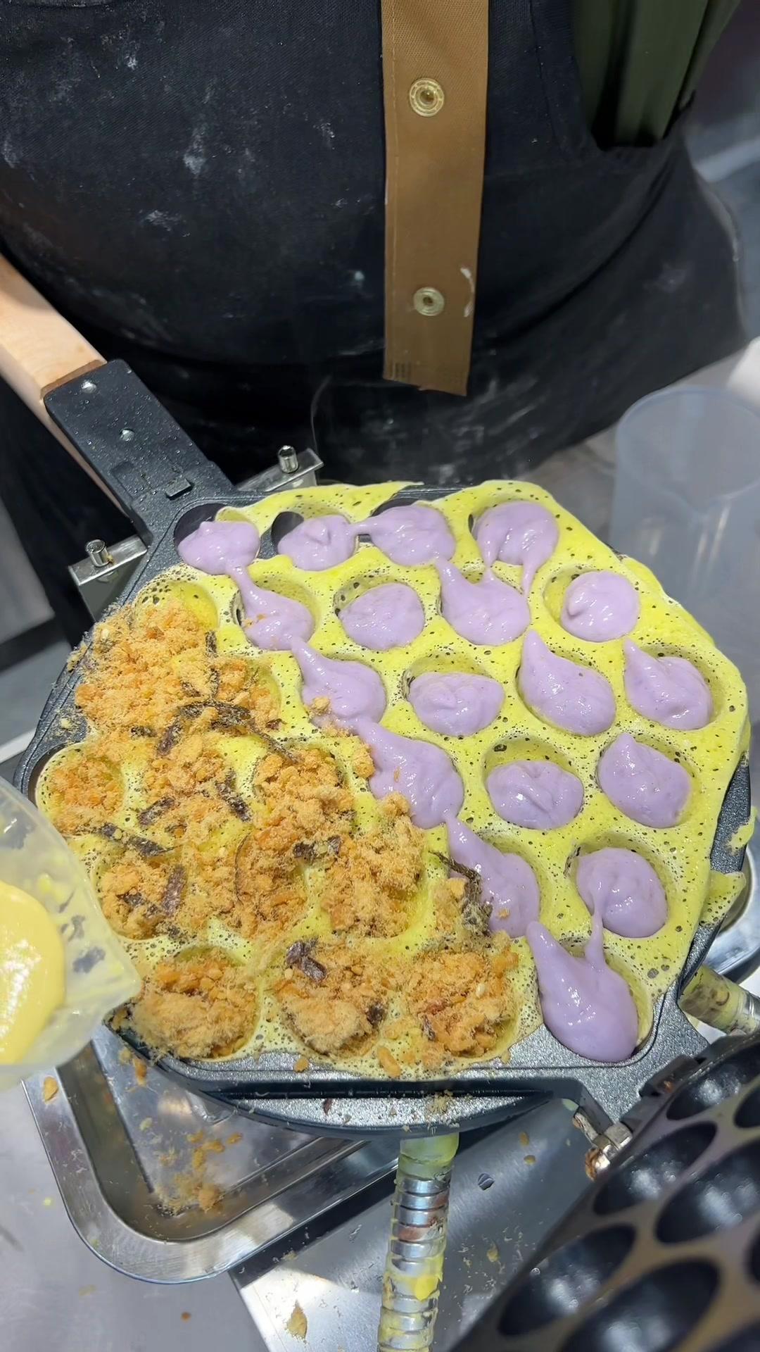 200多买了个机器,昨天夜市卖了2000多,错过了好好学习,我不能再错过好好挣钱了 鸡蛋仔