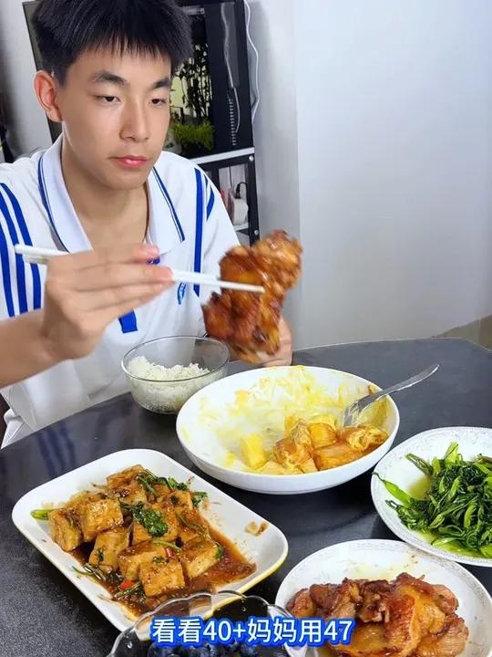 走读高中生不午托，中午回来吃饭，看看花47块买到哪些菜……#真实生活分享计划 #高中生午餐