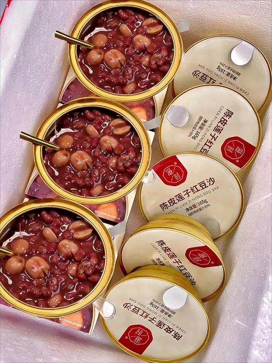 妈妈说女孩子就要多吃陈皮莲子红豆沙!我吃的是滋时家的传统配方真材实料,红豆起沙甜而不腻,冬