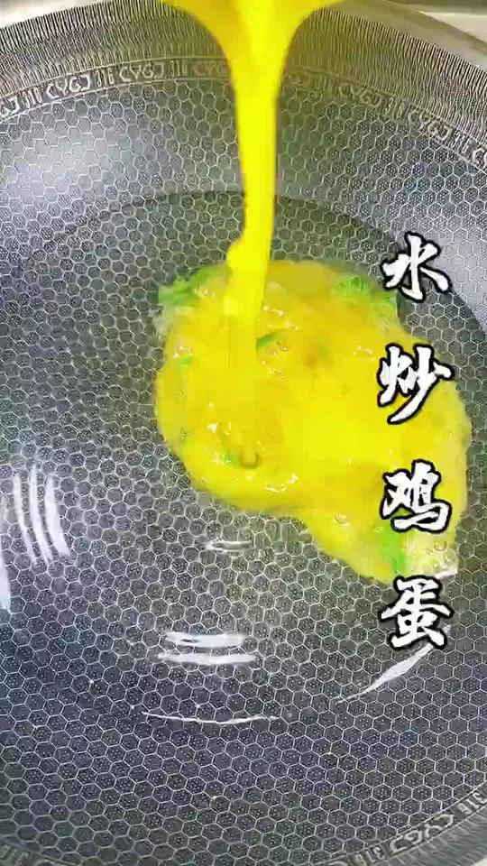 鸡蛋新吃法 过年吃腻了就做鸡蛋羹刮油鸡蛋的神仙吃法鸡蛋新吃法水炒鸡蛋