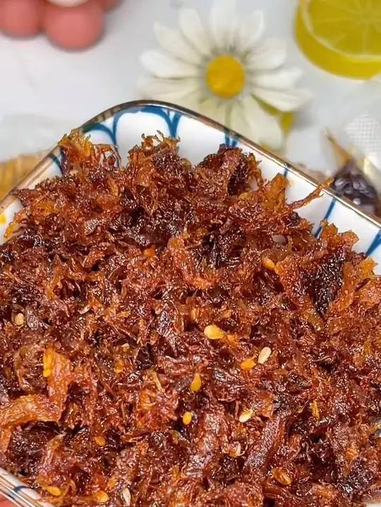 香辣过瘾还丝丝入味,太适合追剧解馋了 嘎嘎好吃 零食推荐 灯影牛肉丝 好吃不贵