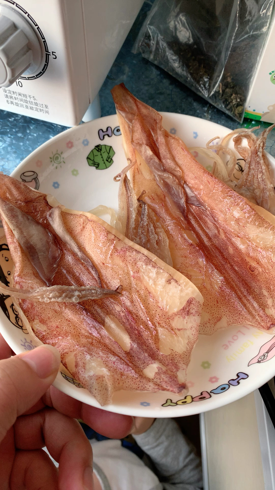 用微波炉烤鱿鱼跟烧烤摊一个味道