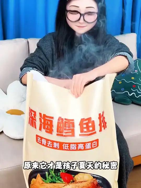 冰鲜发货的鳕鱼排,人工去骨去刺,肉质鲜美紧实,吃起来特别方便海鲜美食鱼排t