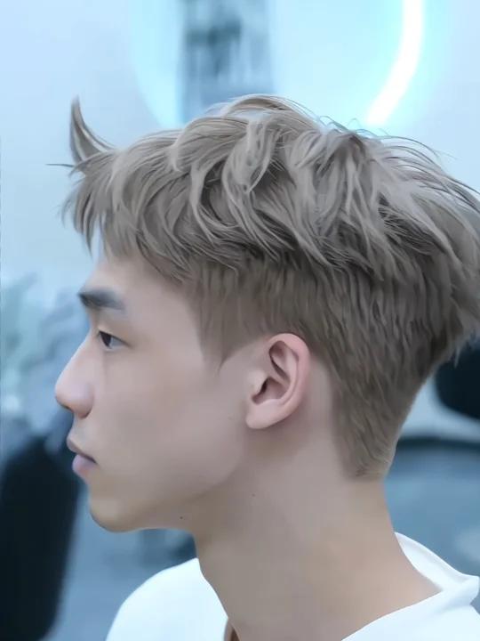 上海男生必染发色|不挑肤色的奶茶灰棕色