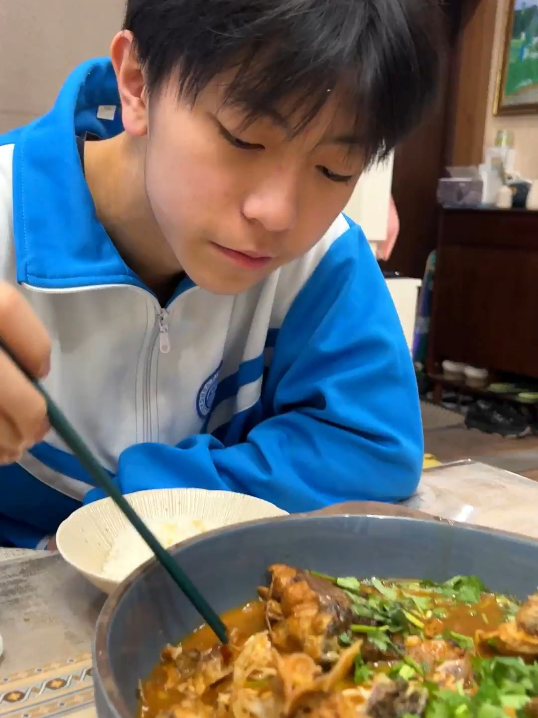 酱炖松花江鲤鱼绝对YYDS