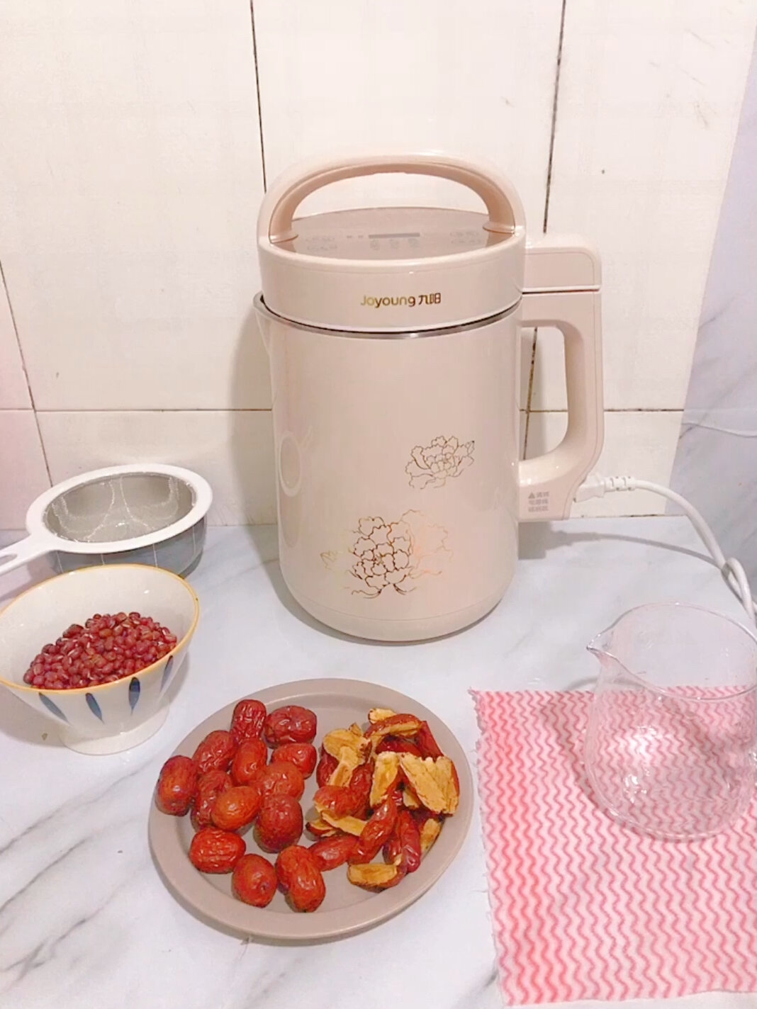 用九阳豆浆机制作米糊,简直太棒了