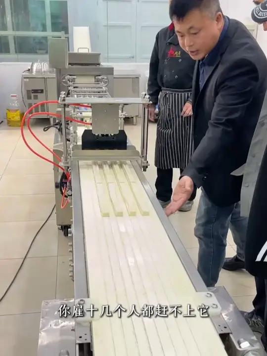 油条“不正常”的做法,却暗藏了千万市场!