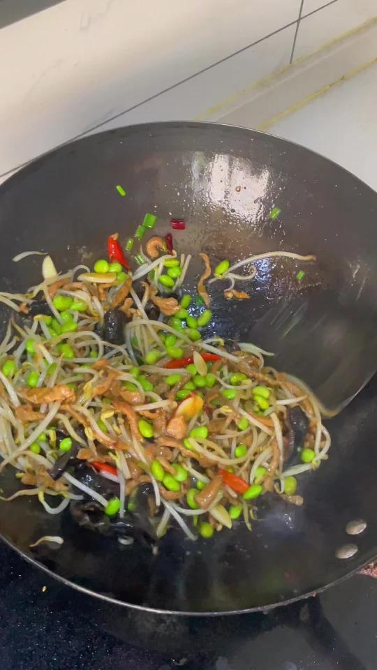 肉丝小炒