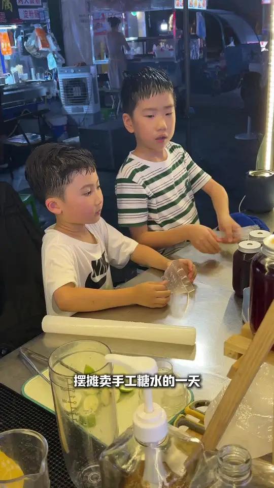 杭州天气适合卖绿豆沙,热饮要到月底
