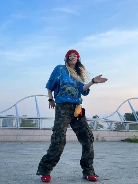 这音乐哪个天才剪的!你怎么知道我有麦当劳小狗!