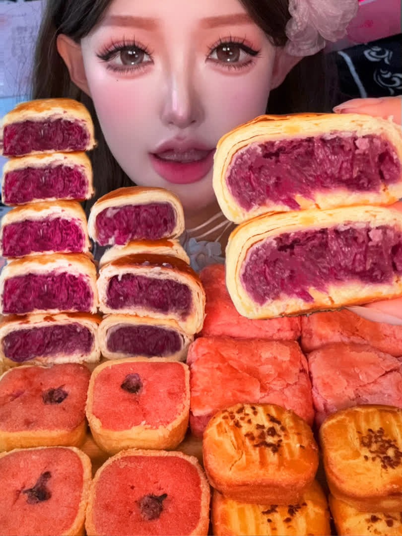 炫一大桌酥酥奶奶糕点,现烤鲜花饼樱花塔