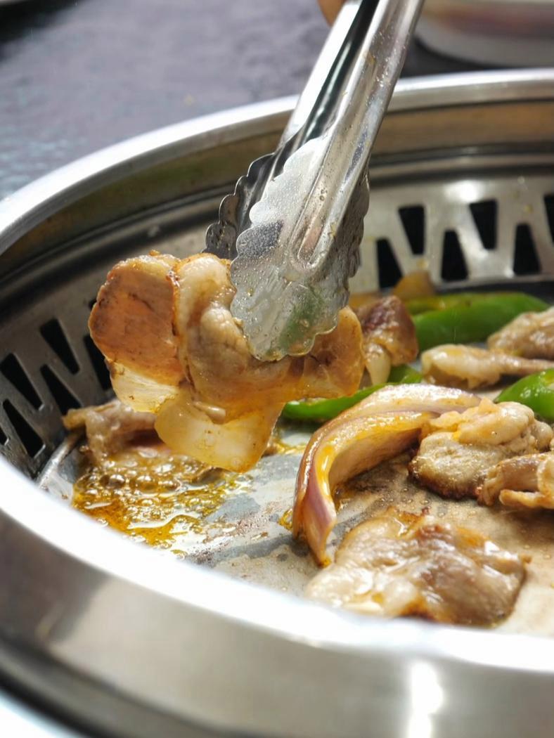 德正源煎肉 抖音美食推荐官 好吃不贵经济实惠 真材实料才能做出好味道 每天都是新鲜食材 烤